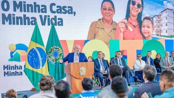 “Essa será a década do Brasil”, diz Lula ao sancionar o Minha Casa Minha Vida