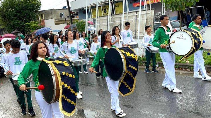 Chuva não diminui brilho do 7 de Setembro em São Mateus; periferia, campo e cidade deram show
