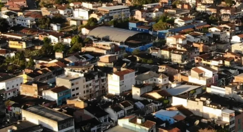 Homem é morto a tiros na própria fazenda no interior da Bahia