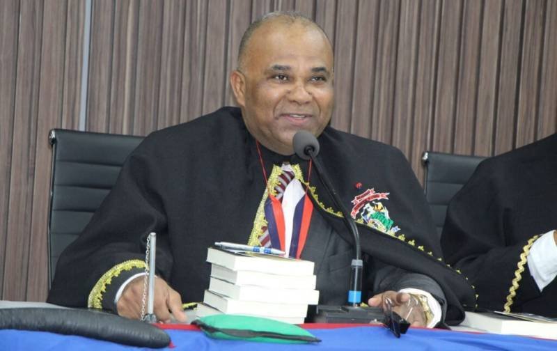 Homenagem ao Escritor Athylla Borborema: Celebrando o legado de um multifacetado contador de histórias