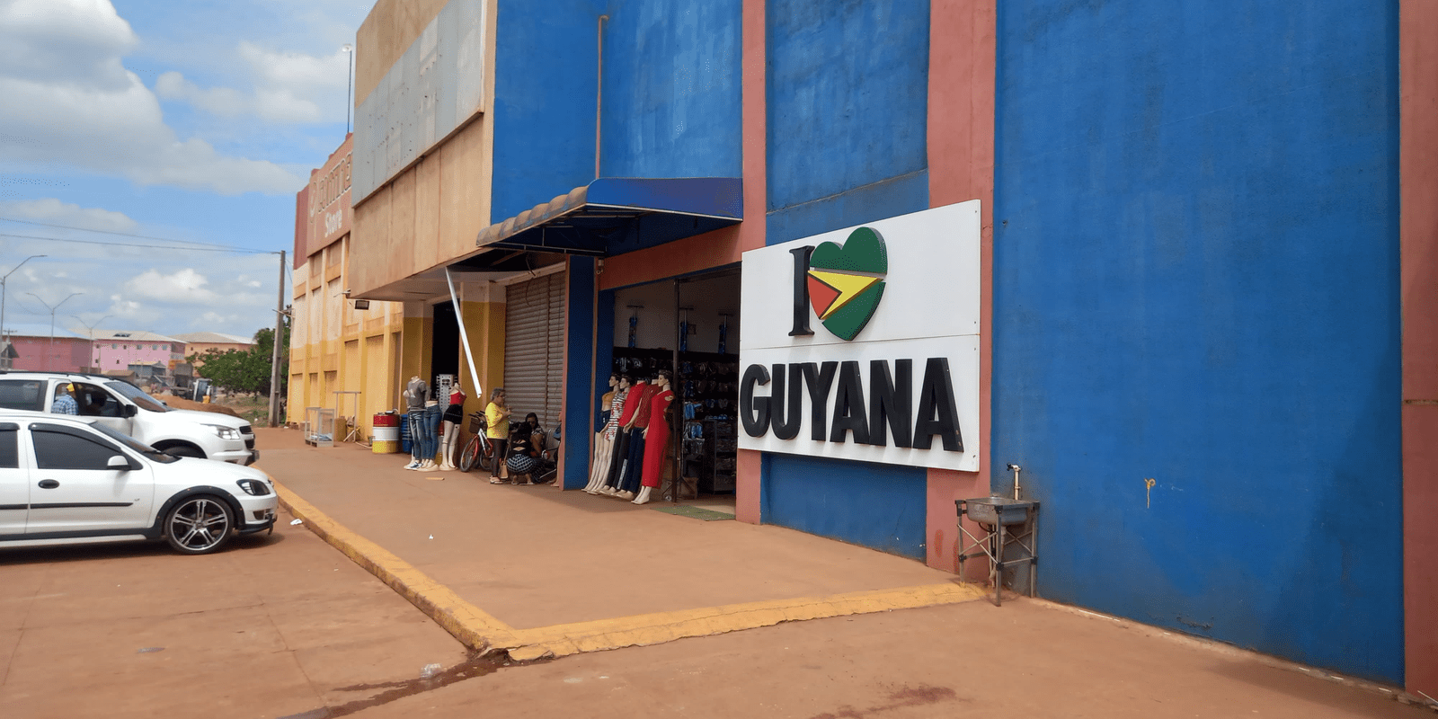 Brasileiros que vivem na fronteira temem problemas na Guiana