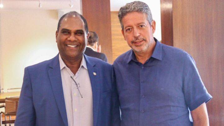 Mucuri: Prefeito Robertinho se reúne em Brasília com Artur Lira para discutir queda de receitas e nova regra fiscal imposta aos municípios