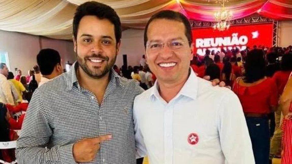 Ex-bolsonaristas participam de encontro do PT baiano