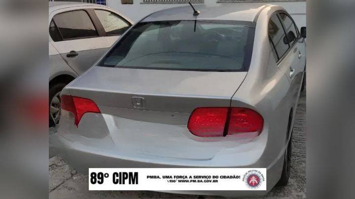 PM recupera carro roubado e prende suspeito de clonagem de veículo em Mucuri, BA