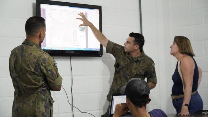 Apoio Logístico Do Município Para Equipe Da Aeronáutica Em Inspeção Periódica Do Aeroporto De São Mateus