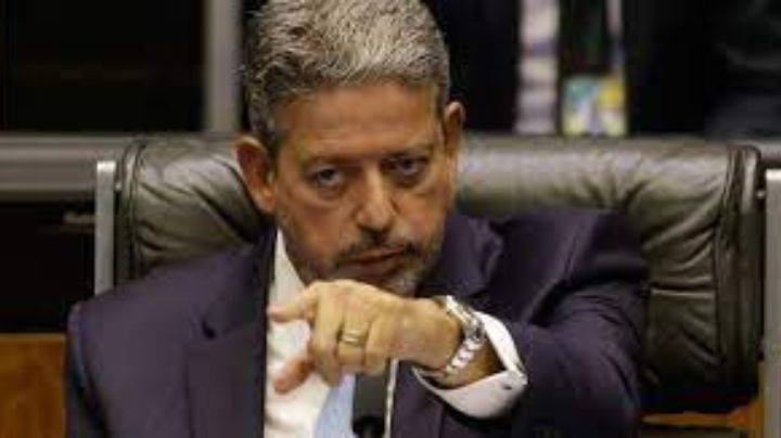 Democracia golpeada
