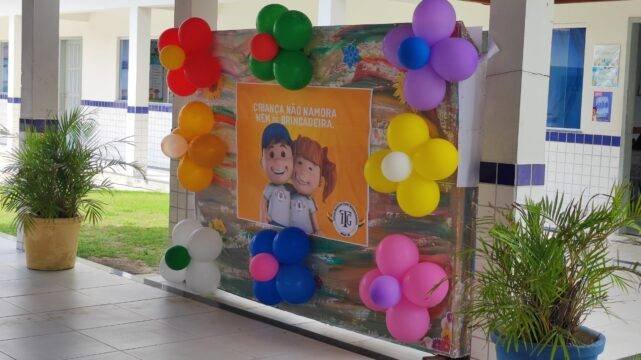 Assistência Social de Mucuri realiza roda de conversa com tema “Criança não Namora” com estudantes do município