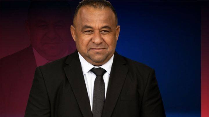 Vereador “Aguinaldo Sem Teto” solicita melhoria na limpeza urbana de Mucuri