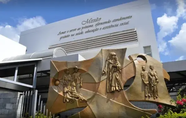 Bebê hospitalizado após ingerir haxixe tem alta da UTI de hospital em Salvador