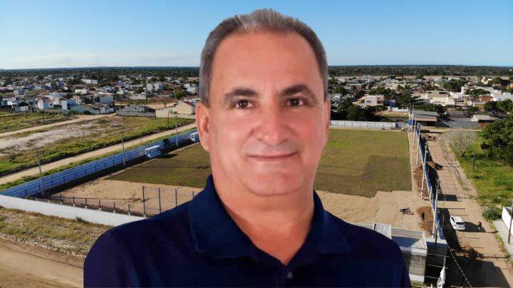 Com 80% das obras concluídas, campo de futebol da Ilha de Guriri vem atender uma demanda histórica