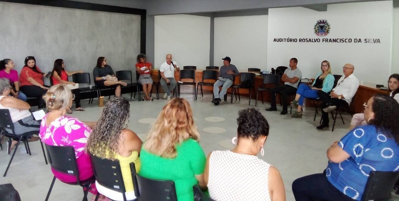 Conselheiros tutelares eleitos recebem capacitação antes da posse em Mucuri