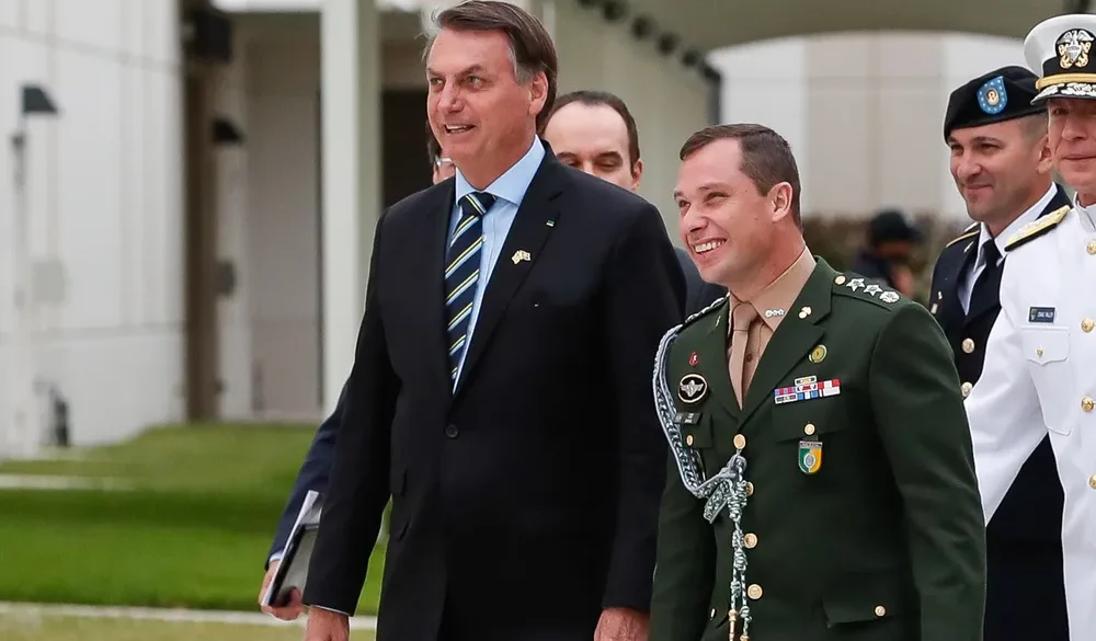 Cid relata esforço de Bolsonaro em encontrar fraude após derrota para Lula