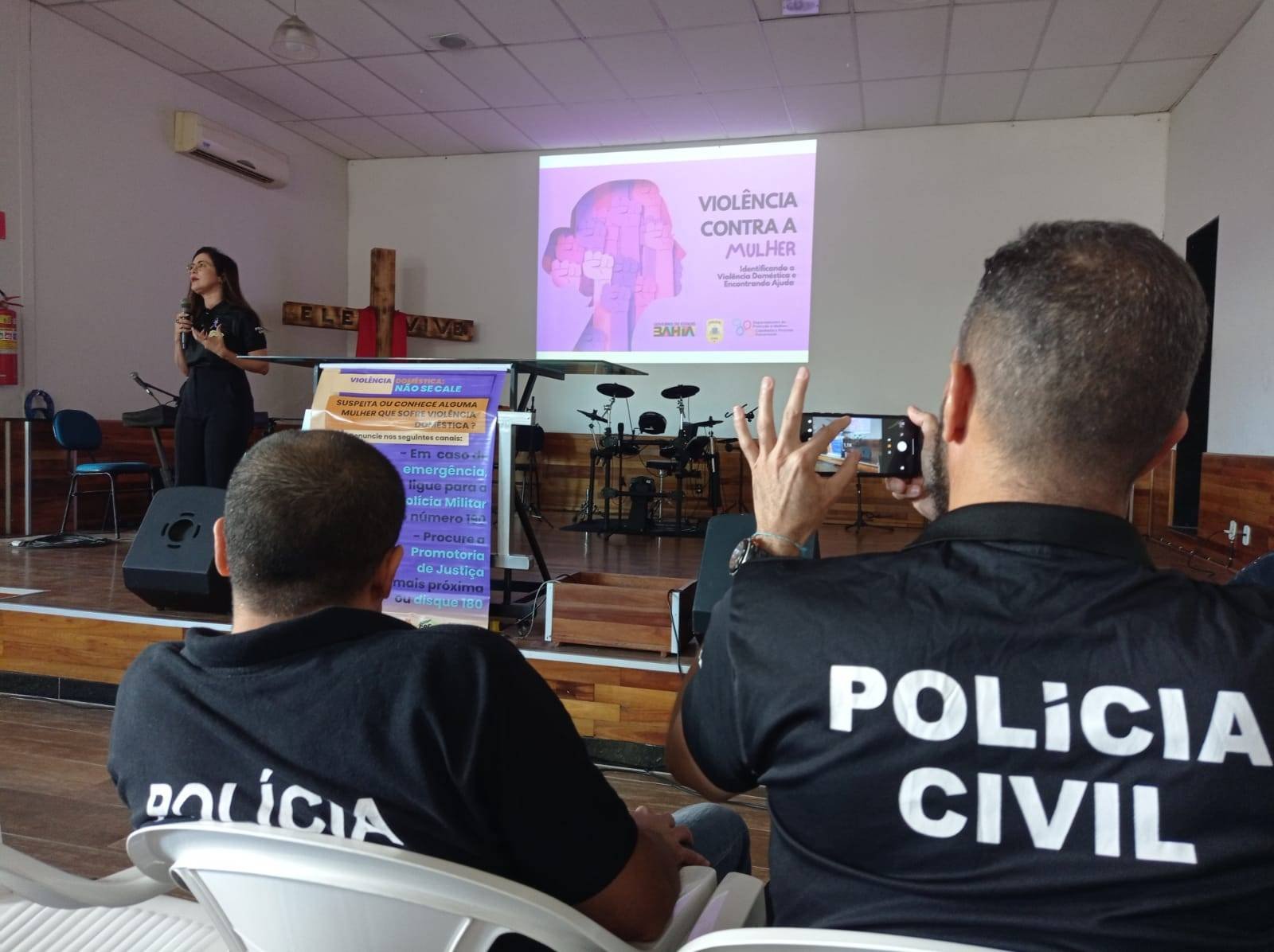 Agosto Lilás: DEAM ministra palestra sobre violência doméstica, em Itabatã