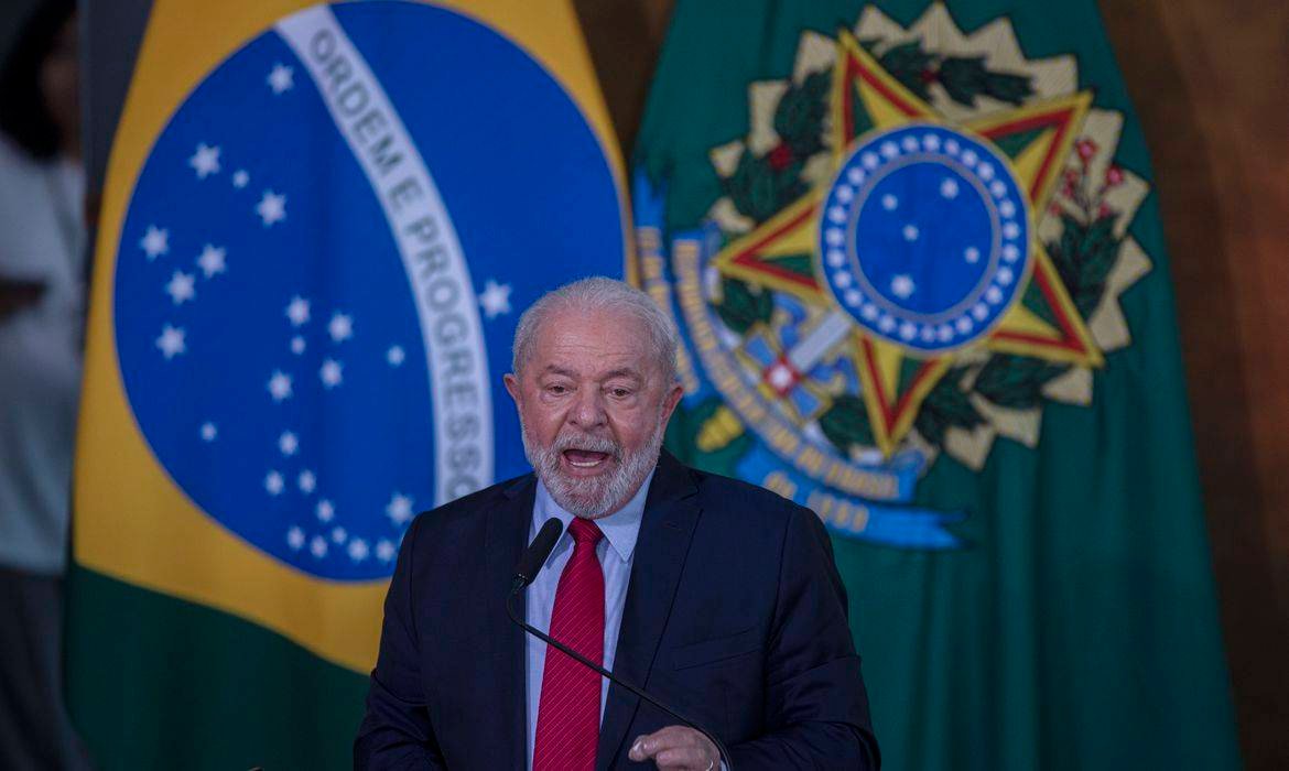 Lula: Farmácia Popular foi ironizado, mas volta com mais força 
