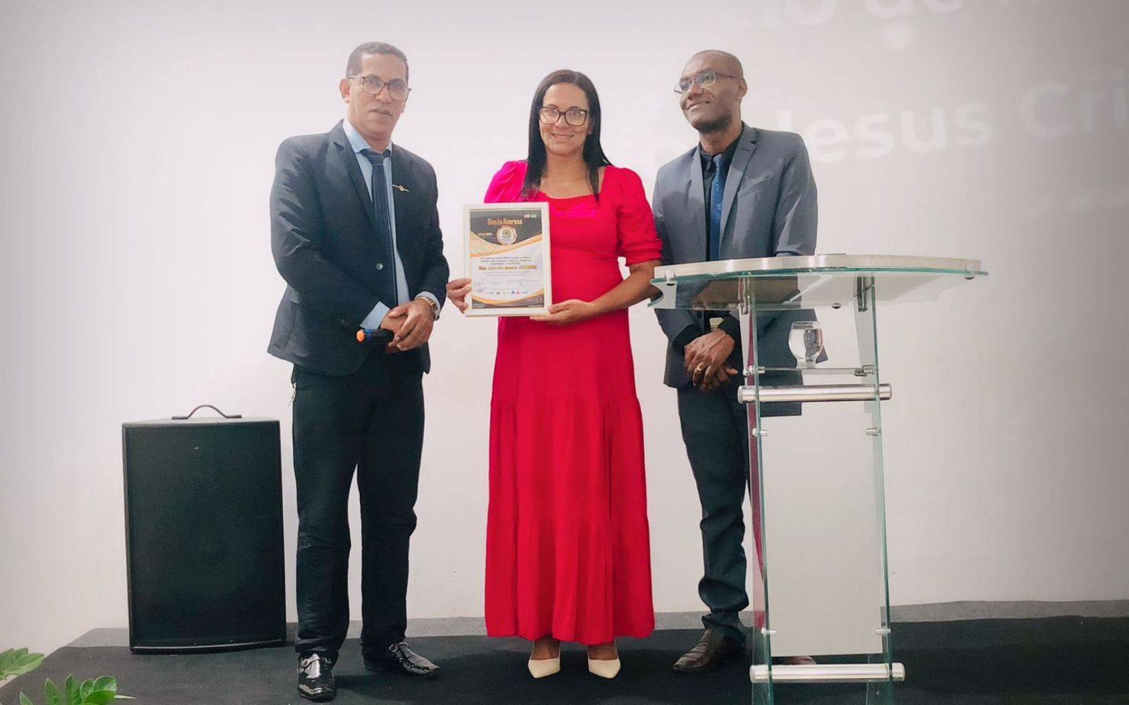 No Ultimo Culto de Gratidão de 2023, a União de Pastores e Líderes de Itabatã entrega Moções Honrosas à diversas lideranças; veja