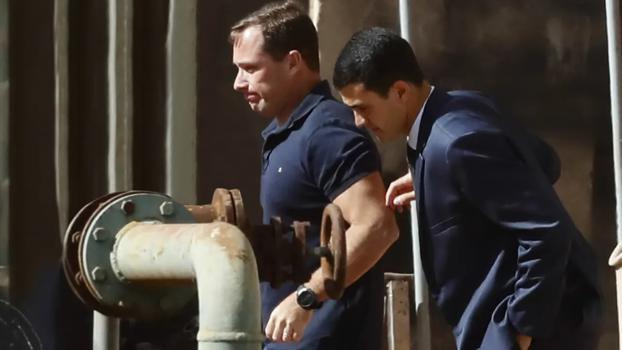 Mauro Cid diz à PF que entregou dinheiro das joias a Bolsonaro ‘em mãos’