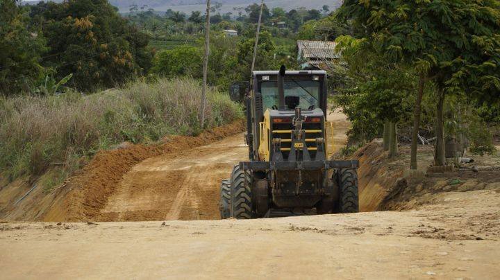 Prefeitura Em Ação: Revitalização De Estradas Rurais Faz A Diferença Para Os Agricultores De São Mateus