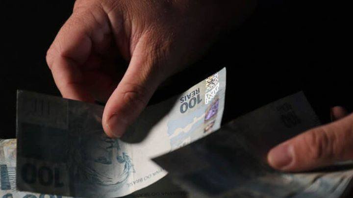 O aumento dos gastos com pessoal e a projeção de crescimento tímido dos repasses do Fundo de Participação dos Municípios (FPM) acendem o alerta para as contas municipais em 2023.