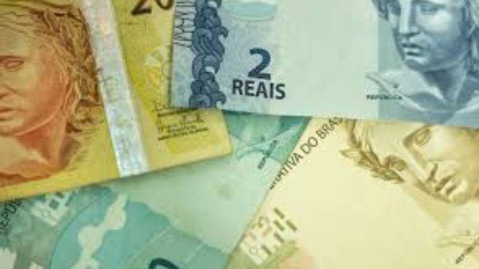 Quanto R$ 1 mil rendeu desde a criação do Plano Real?