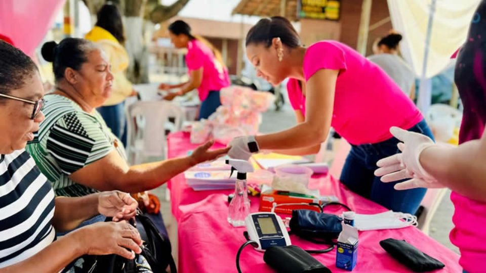 Depois de Mucuri, é a vez das mulheres de Itabatã; “Carreta da Mamografia” oferece exames de graça