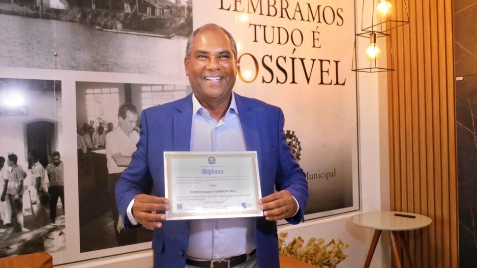 É Tetra: Robertinho é diplomado pela 4ª vez prefeito eleito de Mucuri
