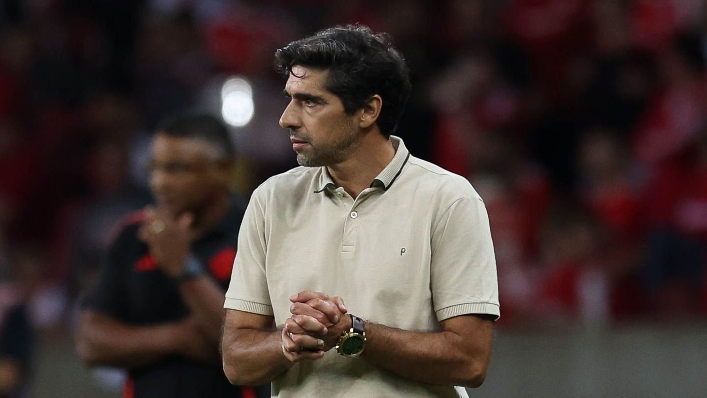 Palmeiras bate recorde, mas Abel cita Guardiola e Ancelotti por cautela