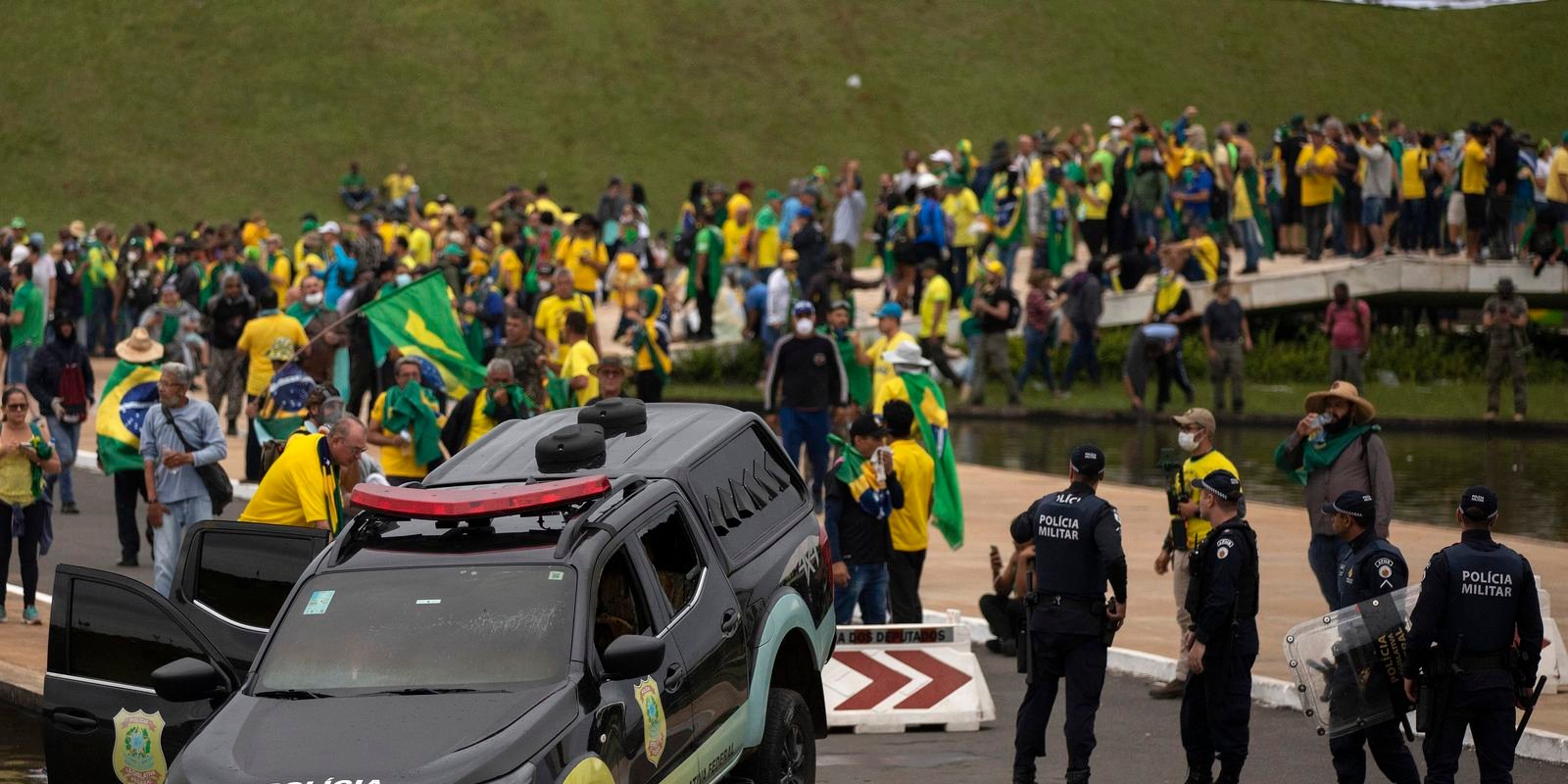 Justiça da Espanha nega extradição de blogueiro investigado pelo STF