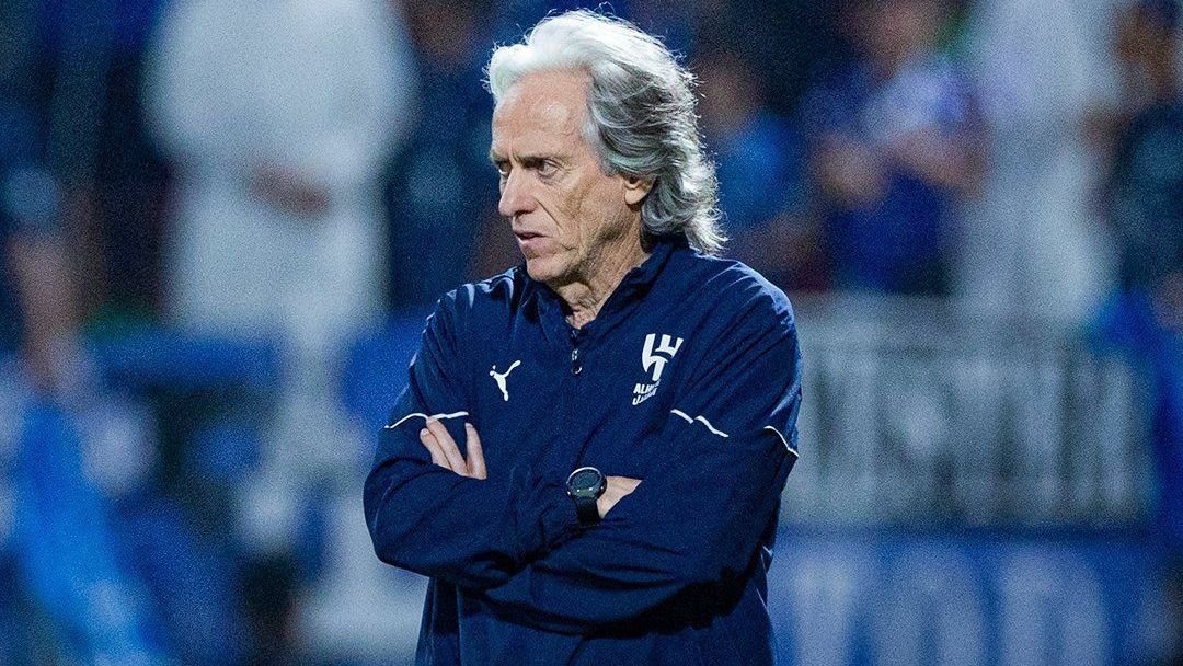 Al-Hilal, de Jorge Jesus, tropeça e fica mais distante do título do Saudita