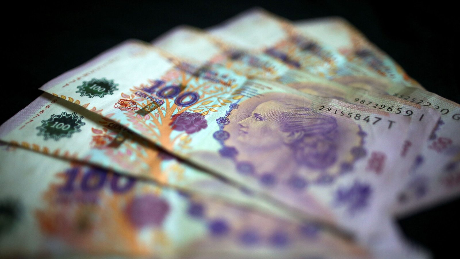 Entenda a mudança no câmbio da Argentina e por que isso animou o mercado