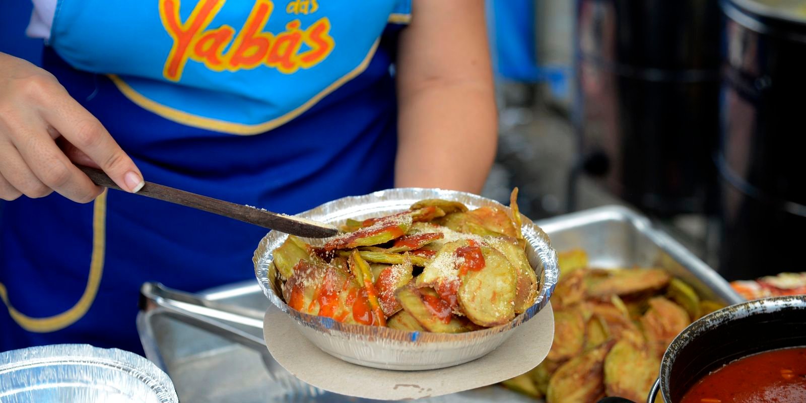 Feira das Yabás celebra Dia do Trabalhador no centro do Rio
