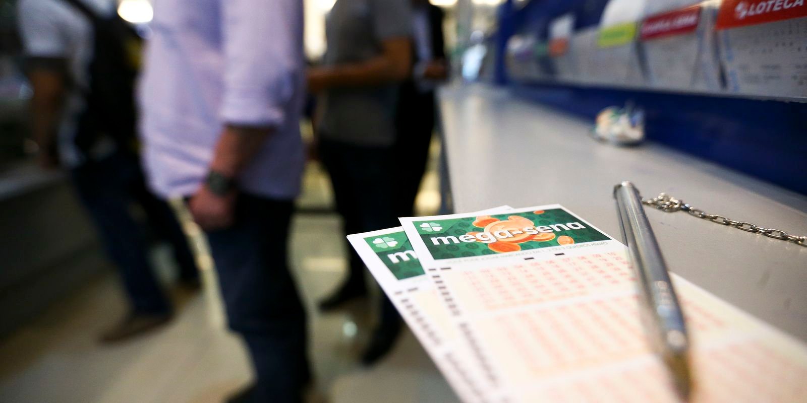 Ninguém acerta a Mega-Sena e prêmio está acumulado em R$ 68 milhões