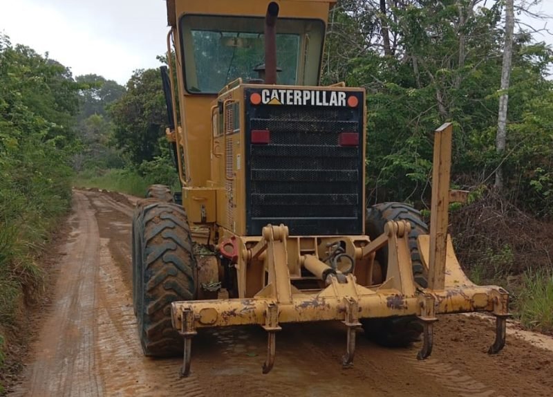 Prefeitura de Mucuri intensifica recuperação das estradas após temporais e mobiliza equipes em diversas frentes de trabalho