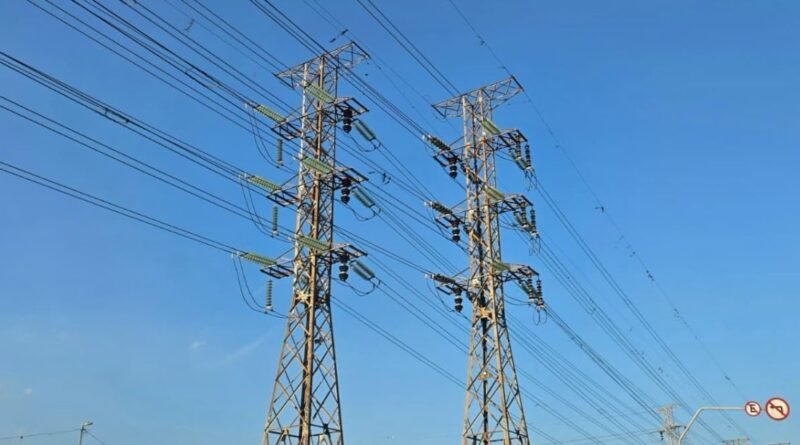 Governo deve assinar renovação de 14 distribuidoras na semana de 6 de maio